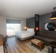 HYATT_26