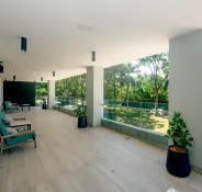 HYATT_29